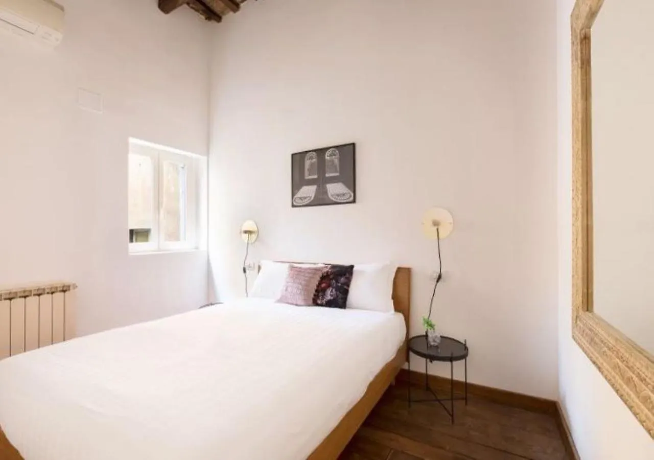 Barberini Luxury Apartment Rome